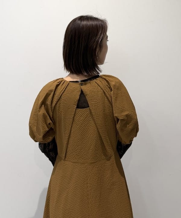 松本 佳菜子さんの「BEAMS WOMEN｜レース テープ キリカエ Tシャツ」を使ったコーディネート