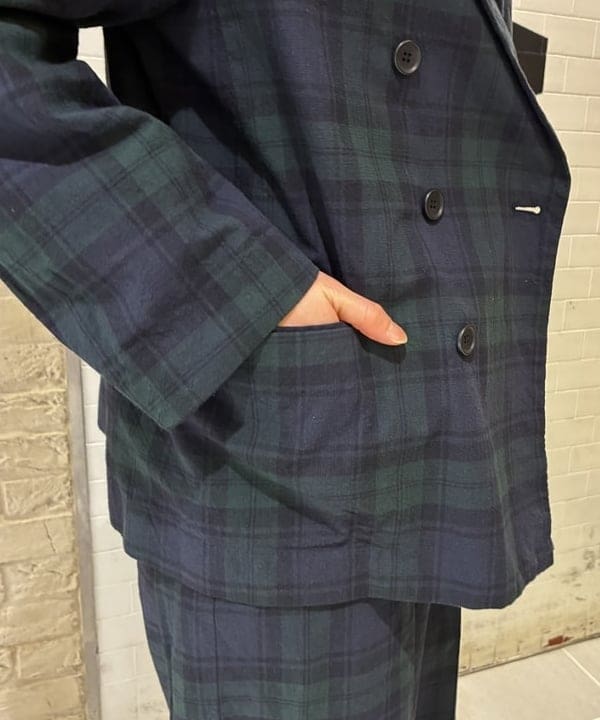 キラリさんの「BEAMS WOMEN｜チェック ダブル ジャケット ＜オフィスカジュアル / セットアップ対応 / オンオフ兼用＞」を使ったコーディネート