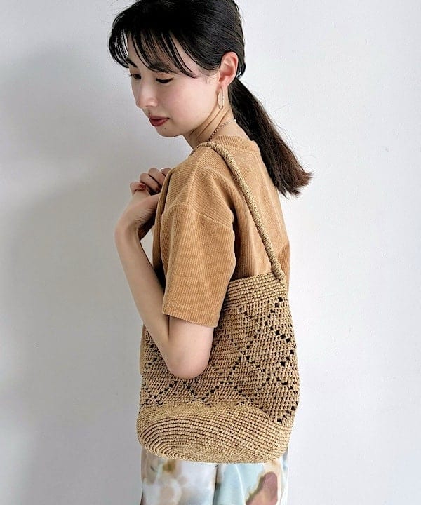 shibataさんの「BEAMS WOMEN｜MAISON CORNICHON / クラシック ショートスリーブ Tシャツ」を使ったコーディネート