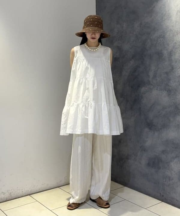 ササキさんの「BEAMS WOMEN｜Gymphlex / ティアード ノースリーブ チュニック」を使ったコーディネート