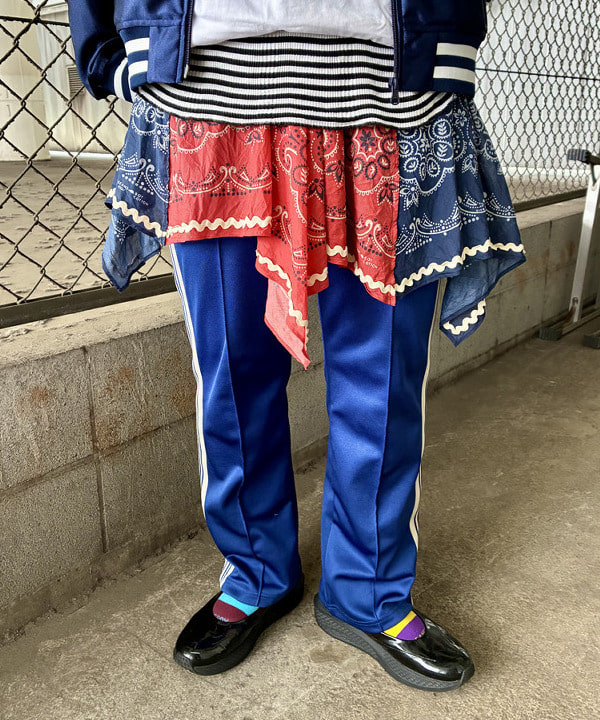 Kyooka Sayakaさんの「BEAMS WOMEN｜バンダナ プリント スカート」を使ったコーディネート