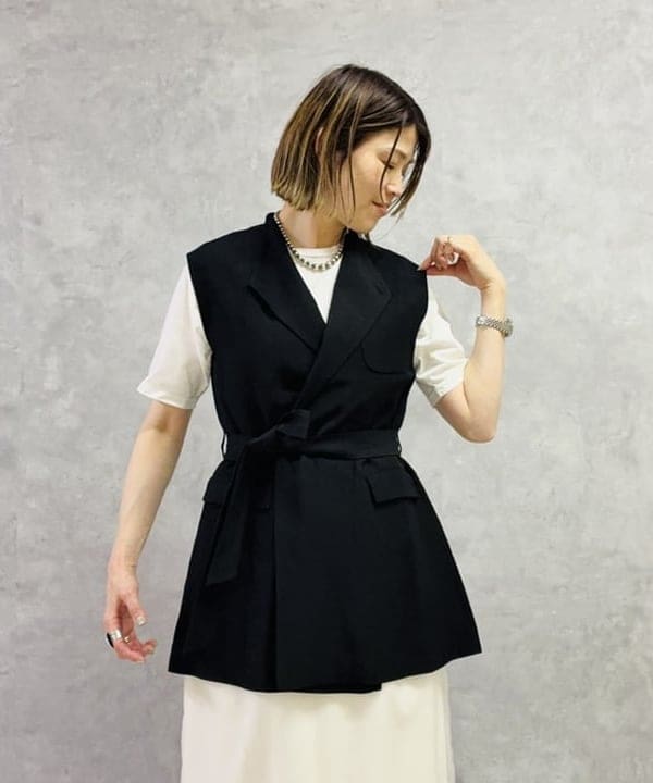 岩沢 珠代さんの「BEAMS WOMEN｜SEEALL / シアー レイヤード スカート」を使ったコーディネート