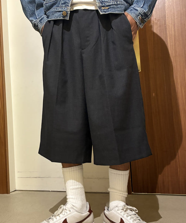 NADEL ナデールさんの「BEAMS WOMEN｜【ワイドストレートフィット】ショート スラックス」を使ったコーディネート