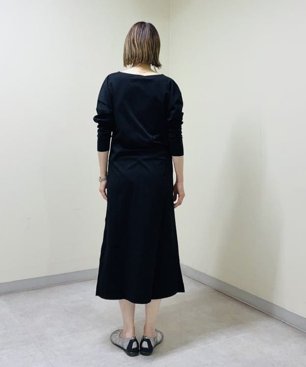 岩沢 珠代さんの「BEAMS WOMEN｜【別注】スタイリスト佐藤佳菜子 &times; SLOANE / 淑女のロンT ワンピース」を使ったコーディネート