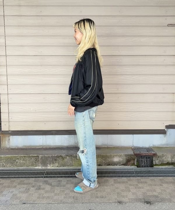 MATSUMOTO AMIさんの「BEAMS WOMEN｜BEAMS BOY / フライス 1cm ボーダー」を使ったコーディネート