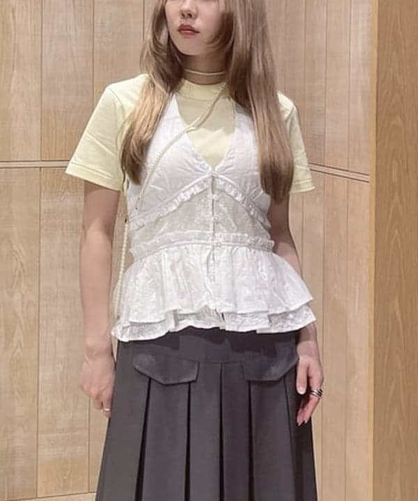 MEETS SHOP｜ライブ配信やスタッフ投稿をお届け！
