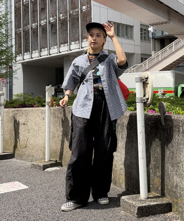 Heg.さんの「BEAMS WOMEN｜ボーイ チェック ビッグ ボタンダウン シャツ」を使ったコーディネート