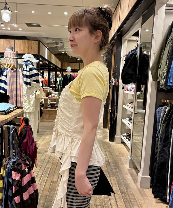 遠藤 かなたさんの「BEAMS WOMEN｜裾 フレアー キャミソール」を使ったコーディネート