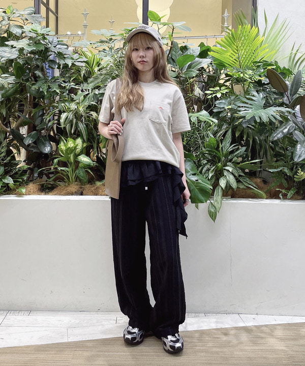 MEETS SHOP｜ライブ配信やスタッフ投稿をお届け！