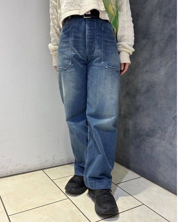 たぐみさんの「BEAMS WOMEN｜【別注】BUZZ RICKSON'S / USN デニム トラウザーズ」を使ったコーディネート