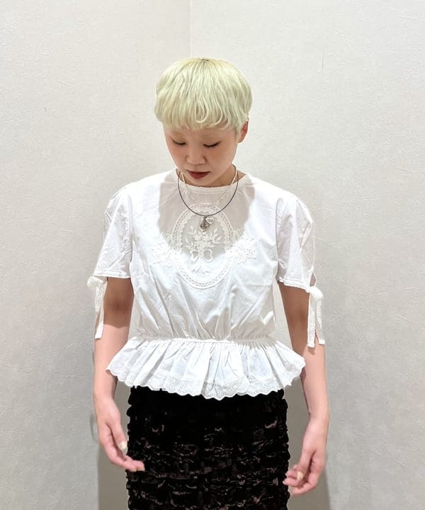 あさひさんの「BEAMS WOMEN｜ストレッチ ジャカード タイト スカート」を使ったコーディネート