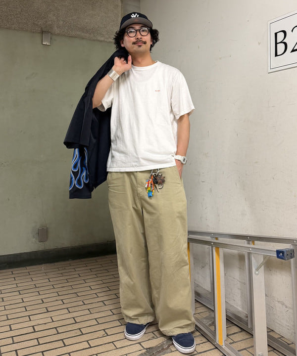 BAKU(東江 漠)さんの「BEAMS WOMEN｜ファイヤーパターン オープンカラーシャツ」を使ったコーディネート