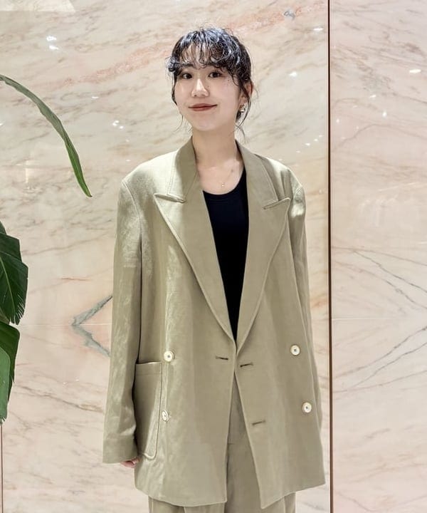 中丸　栞さんの「BEAMS WOMEN｜丸胴 テレコ タンクトップ」を使ったコーディネート