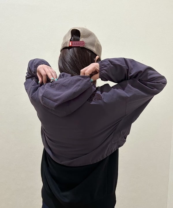 amiriさんの「BEAMS WOMEN｜THE NORTH FACE / スワッシュ ジャケット　UVケア アウトドア キャンプ 登山 遠足 運動会 紫外線対策」を使ったコーディネート