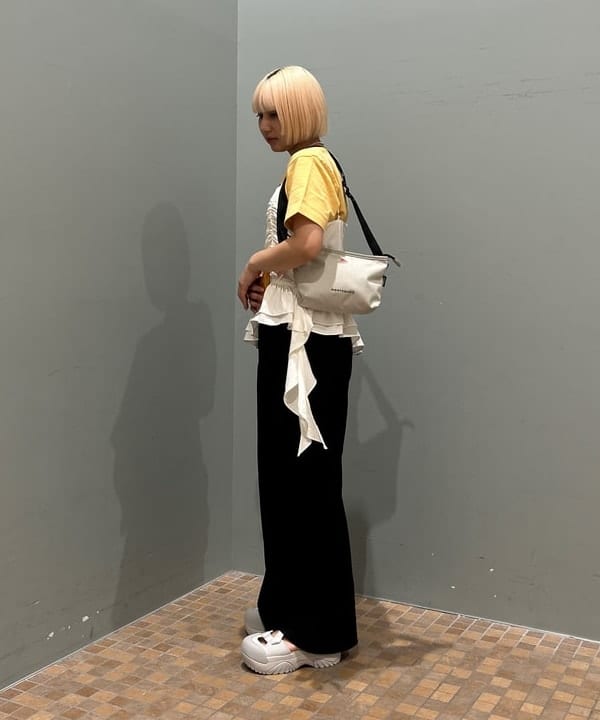 佐藤 亜美さんの「BEAMS WOMEN｜DANTON / ソリッド Tシャツ」を使ったコーディネート