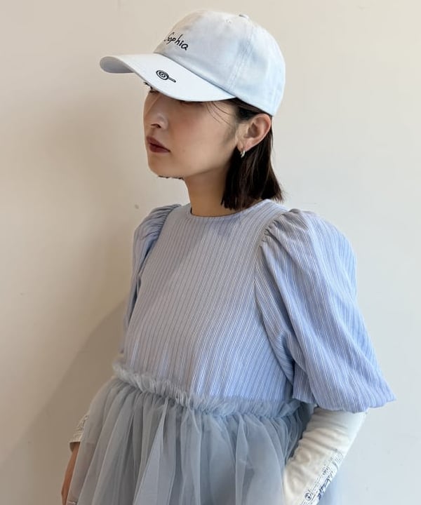 松本 佳菜子さんの「BEAMS WOMEN｜hand draw ネーム 刺繍 キャップ」を使ったコーディネート
