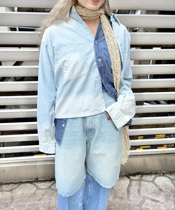 みやさかさんの「BEAMS WOMEN｜Damage Chambray Shirt」を使ったコーディネート