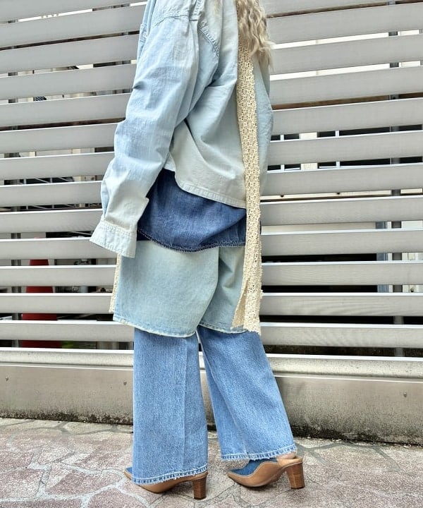 みやさかさんの「BEAMS WOMEN｜Damage Chambray Shirt」を使ったコーディネート