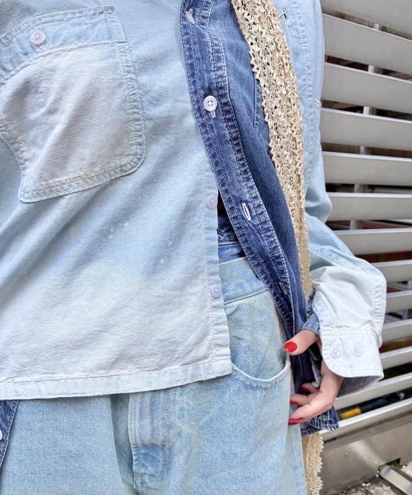 みやさかさんの「BEAMS WOMEN｜Damage Chambray Shirt」を使ったコーディネート