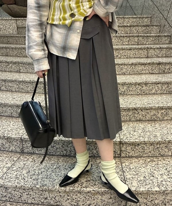 水野 萌香さんの「BEAMS WOMEN｜マルチストライプ ニット キャミソール」を使ったコーディネート