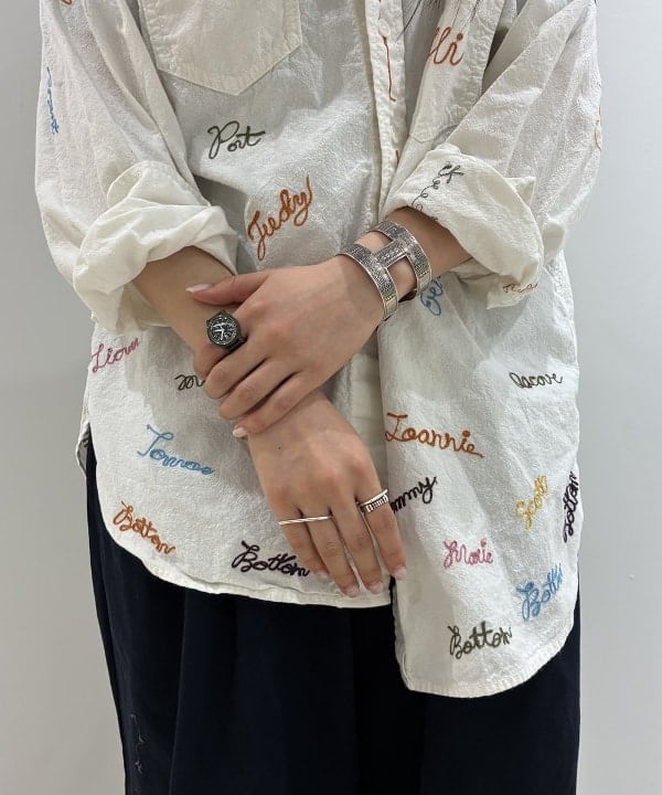 にしだてさんの「BEAMS WOMEN｜エンブロ ワーク シャツ」を使ったコーディネート