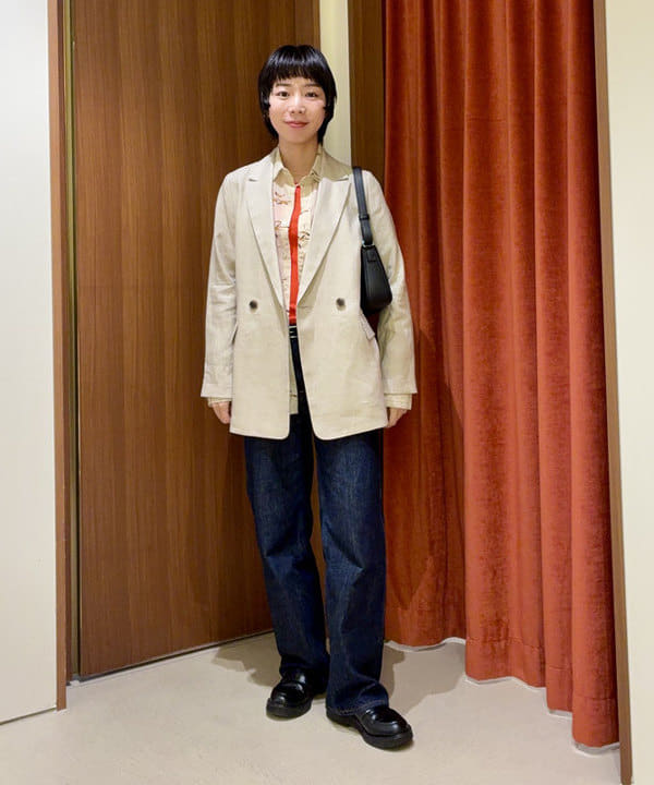 イナダさんの「BEAMS WOMEN｜ダブルブレスト リネン ジャケット」を使ったコーディネート