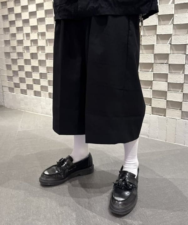 Yutoさんの「BEAMS WOMEN｜【ワイドストレートフィット】ショート スラックス」を使ったコーディネート