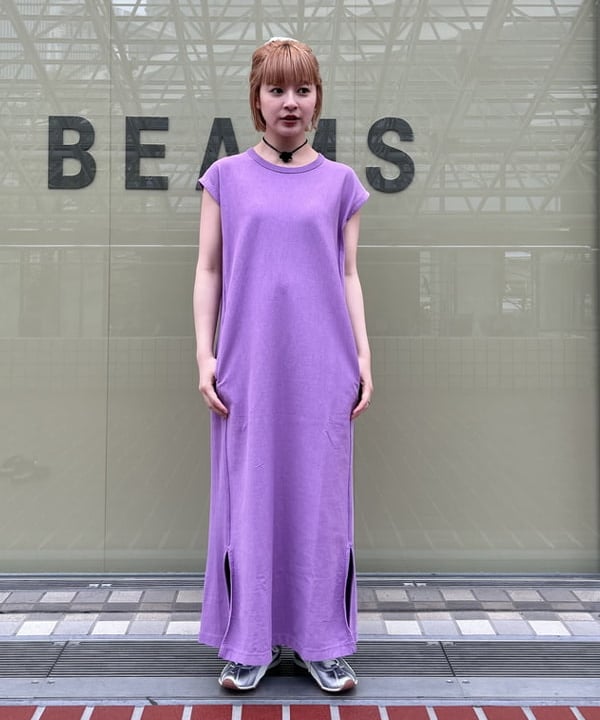 ナカノ アイさんの「【別注】Champion / ロング ワンピース」を使ったコーディネート
