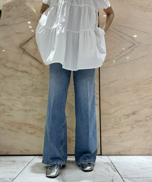茂野 真楓さんの「BEAMS WOMEN｜コンビ ティアード プルオーバー」を使ったコーディネート