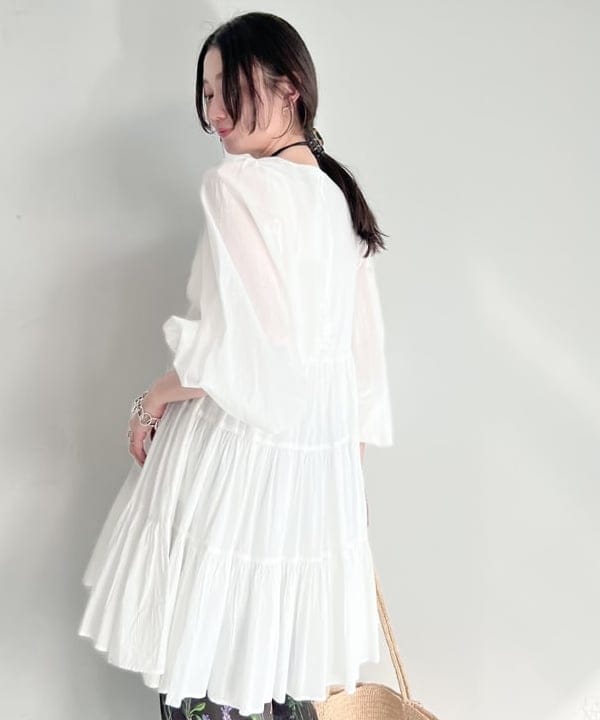 隈元 楓さんの「BEAMS WOMEN｜【別注】MARIHA / エンジェルのミニワンピース」を使ったコーディネート