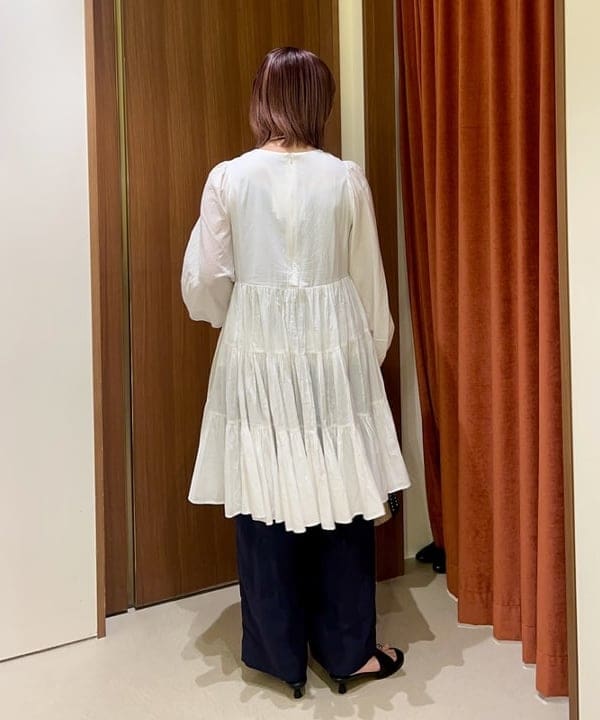 早川 萌子さんの「BEAMS WOMEN｜【別注】MARIHA / エンジェルのミニワンピース」を使ったコーディネート