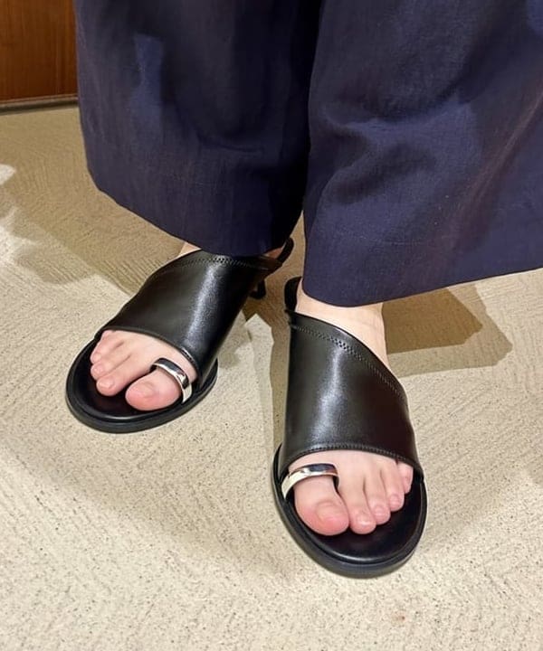 早川 萌子さんの「BEAMS WOMEN｜【別注】MARIHA / エンジェルのミニワンピース」を使ったコーディネート