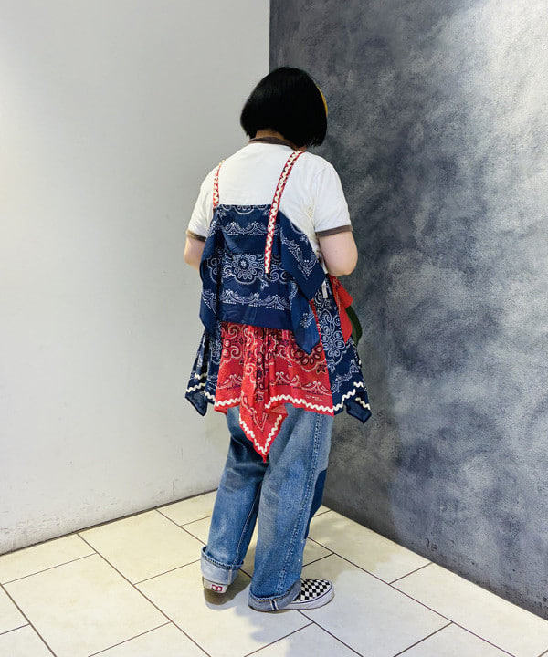 佐藤 歩さんの「BEAMS WOMEN｜【別注】HEAR MY NAME &times; maturely / プレイヤーズ プリント ショートスリーブ」を使ったコーディネート