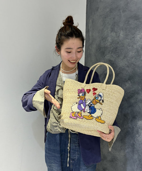 モモさんの「BEAMS WOMEN｜Disney アバカ トートバッグ」を使ったコーディネート