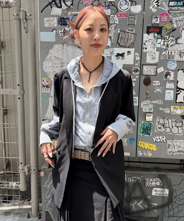 れいなさんの「BEAMS WOMEN｜4ボタン ダブル ハーフスリーブ ジャケット 26SS」を使ったコーディネート