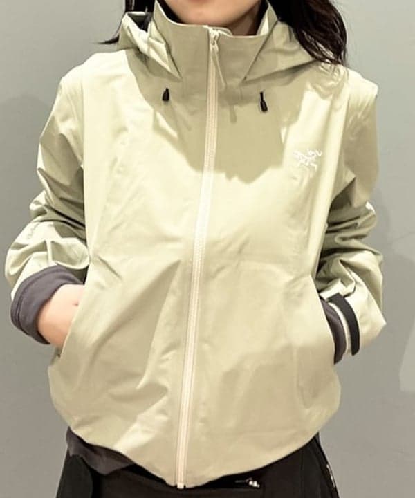須賀さんの「BEAMS WOMEN｜【別注】noeyedia / サングラス "NE-464"」を使ったコーディネート