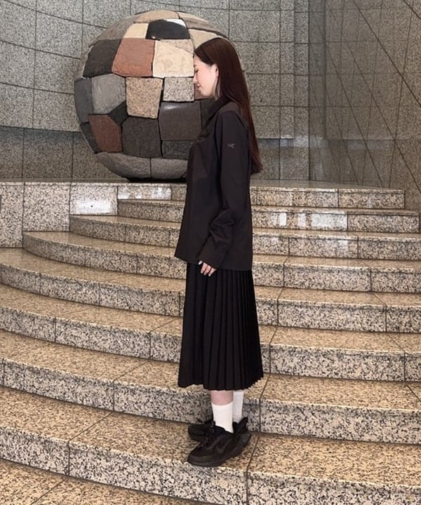 amiriさんの「BEAMS WOMEN｜ARC&rsquo;TERYX / Skyline Long Sleeve Shirt」を使ったコーディネート