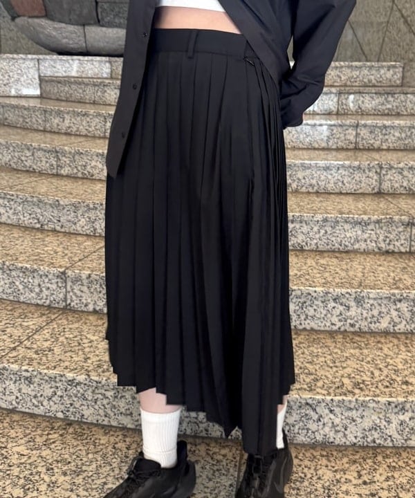 amiriさんの「BEAMS WOMEN｜ARC&rsquo;TERYX / Skyline Long Sleeve Shirt」を使ったコーディネート