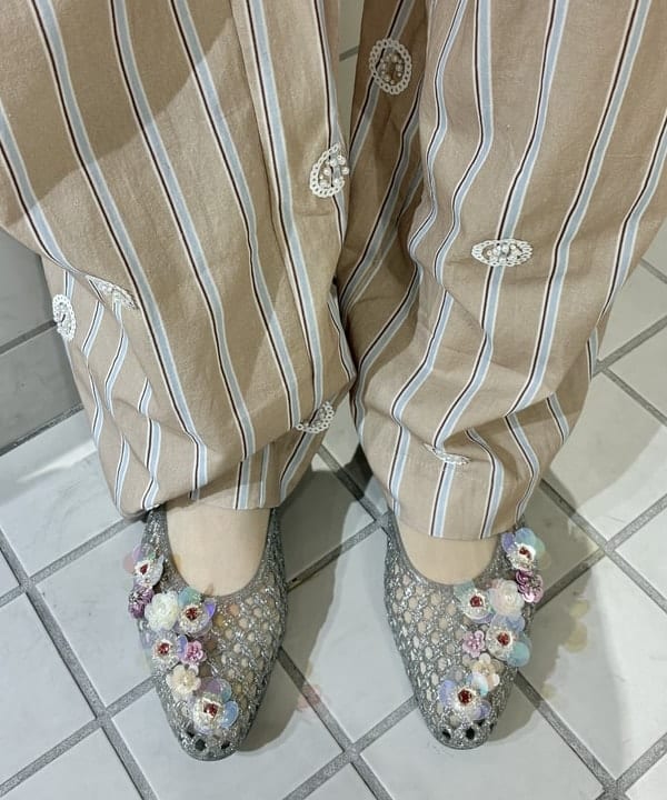 神坂 莉子さんの「BEAMS WOMEN｜noeyedia / メガネ "NE-470"」を使ったコーディネート
