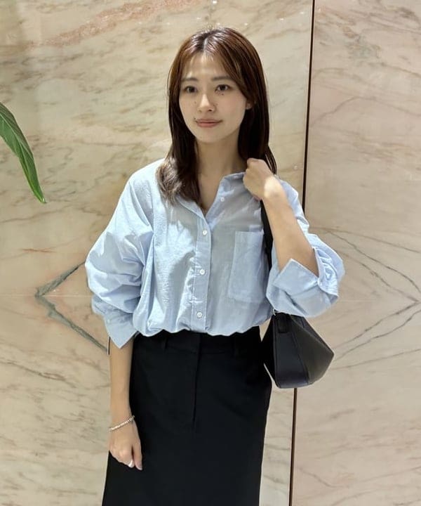 茂野 真楓さんの「BEAMS WOMEN｜KHADI オーバー ショート シャツ」を使ったコーディネート