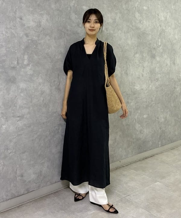 茂野 真楓さんの「BEAMS WOMEN｜リヨセル ナイロン イージーパンツ」を使ったコーディネート