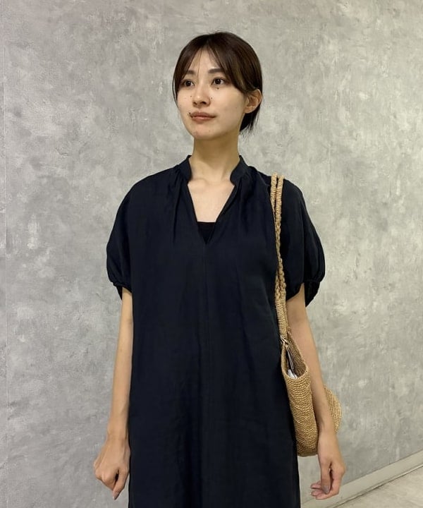 茂野 真楓さんの「BEAMS WOMEN｜リヨセル ナイロン イージーパンツ」を使ったコーディネート