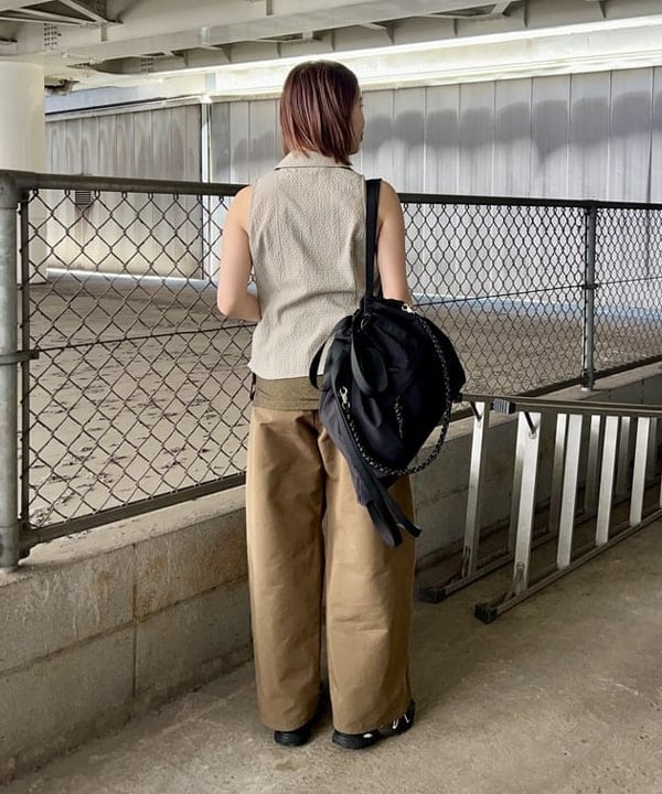 早川 萌子さんの「BEAMS WOMEN｜サッカー チェック フリル ノースリーブ」を使ったコーディネート
