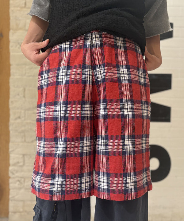 岡安 優馬さんの「BEAMS WOMEN｜」を使ったコーディネート