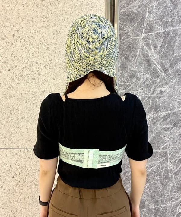 カタヤマ アヤさんの「BEAMS WOMEN｜RIB キリカエ アシメネック Tシャツ」を使ったコーディネート