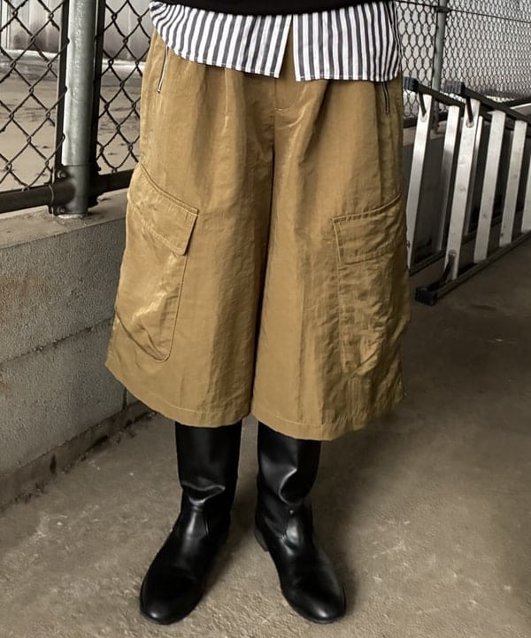 晶さんの「BEAMS WOMEN｜カーゴ ハーフ パンツ」を使ったコーディネート