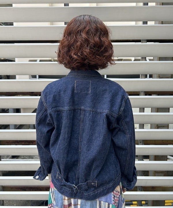 まつむさんの「BEAMS WOMEN｜【別注】Healthknit / クルーネック ロングスリーブ Tシャツ」を使ったコーディネート