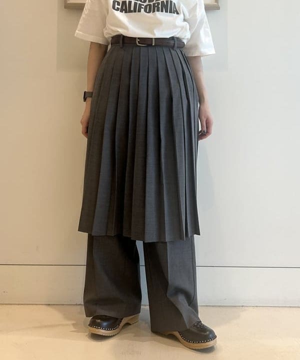 清水 彩乃さんの「BEAMS WOMEN｜ティーダブ ワイド スラックス」を使ったコーディネート