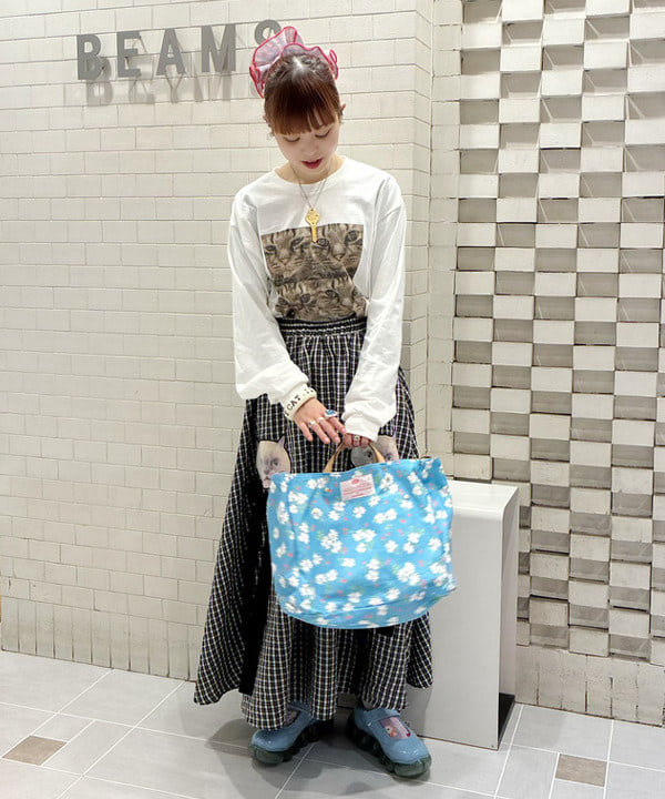 りかちょび/岸本梨佳さんの「BEAMS WOMEN｜【別注】BAG'n'NOUN / FLOWER 2WAY」を使ったコーディネート