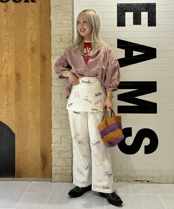 ando naoさんの「BEAMS WOMEN｜エンブロ エプロン パンツ」を使ったコーディネート